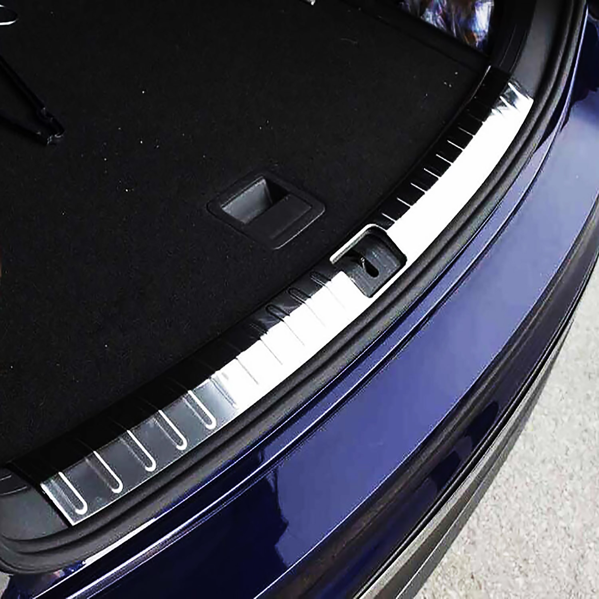 Volkswagen Tiguan (2016+) - Bagaj Eşiği - (2 Parça P. Çelik) - (SUV)
